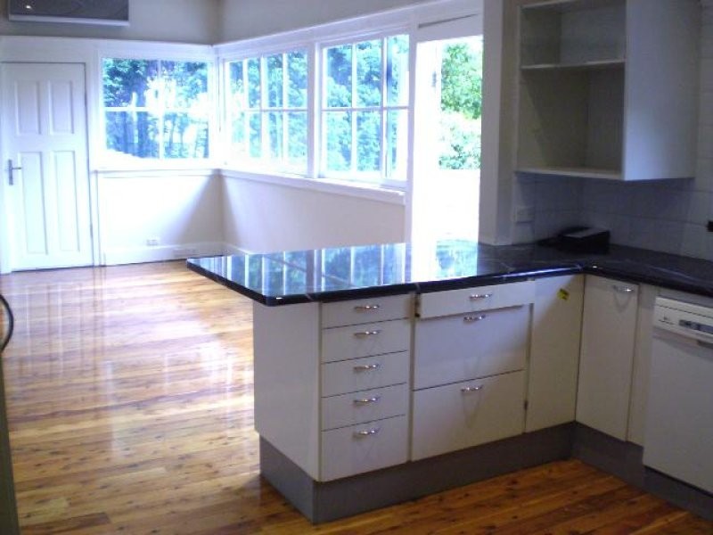 6 May Road, Dee Why NSW 2099