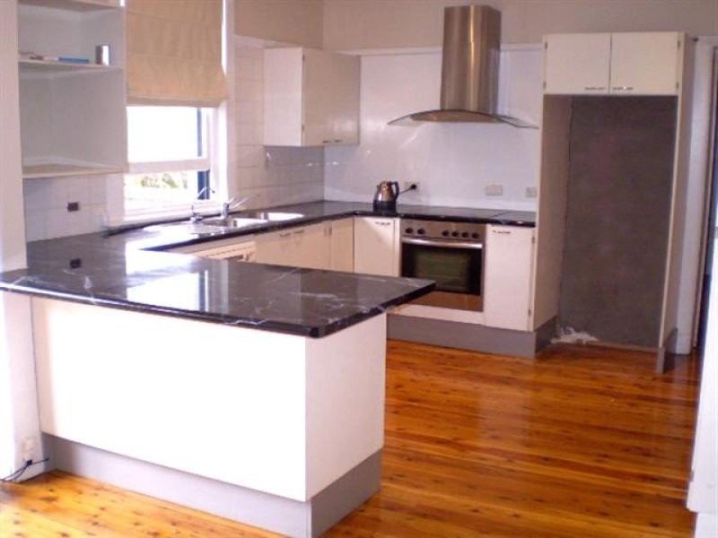 6 May Road, Dee Why NSW 2099