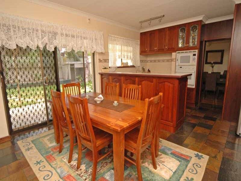 19 Manly Circuit, West Lakes Shore SA 5020