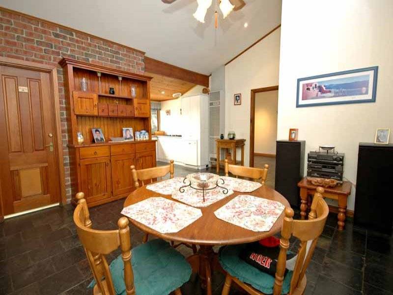 27 Gordon Luxton Drive, North Haven SA 5018