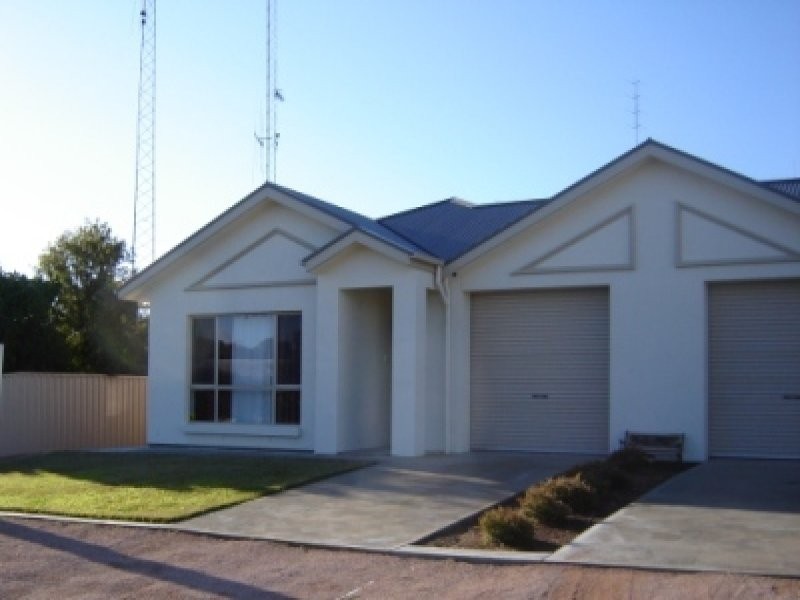 11 Edith Street, Moonta Bay SA 5558