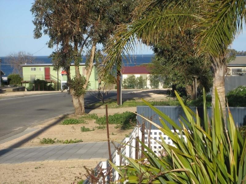 47 Barton Road, Tiddy Widdy Beach SA 5571