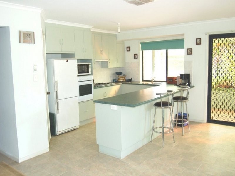 12 Clayton Street, Moonta Bay SA 5558