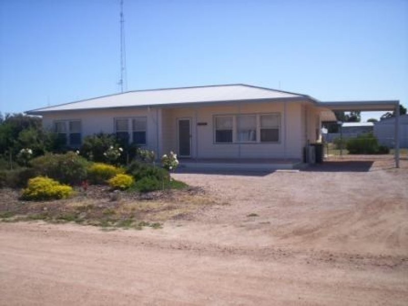 21 Moonta Road, Moonta Bay SA 5558