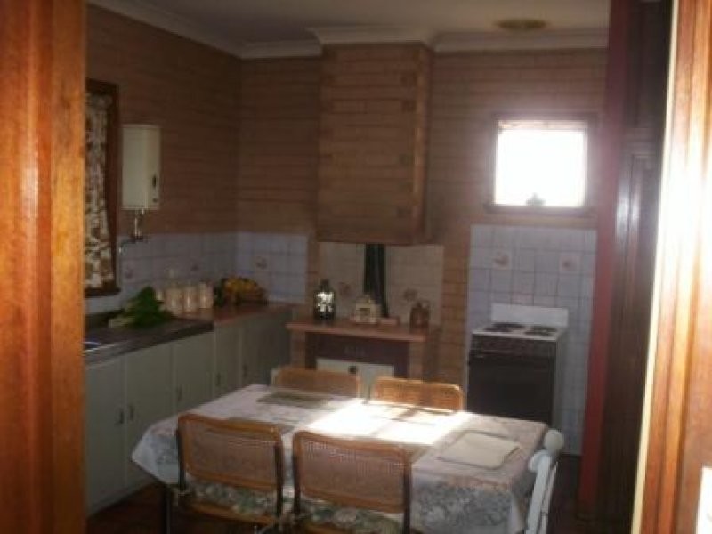 24 First Street, Moonta SA 5558