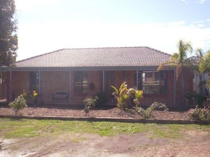 39 Monmouth Street, Moonta Bay SA 5558