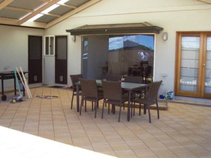 13 Hazel Street, Moonta Bay SA 5558