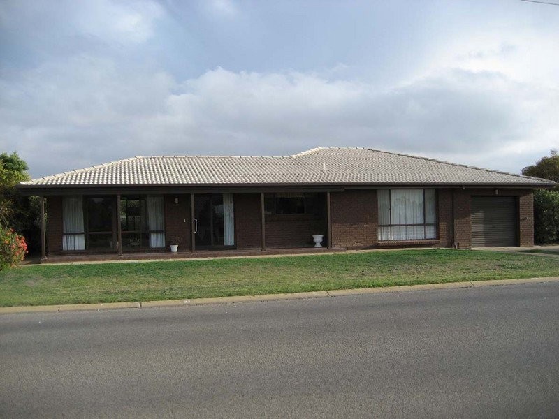 27 Tiddy Widdy Road, Ardrossan SA 5571