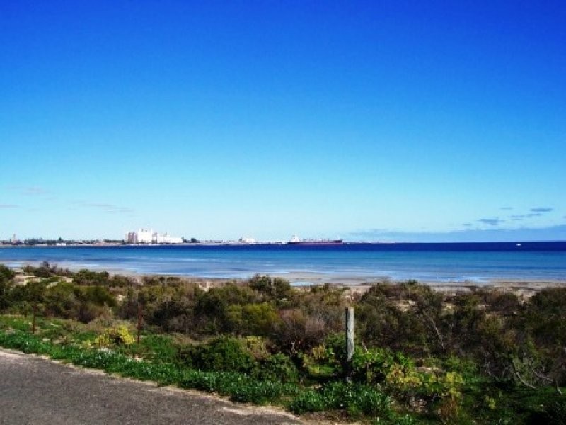 42 The Esplanade, Wallaroo SA 5556