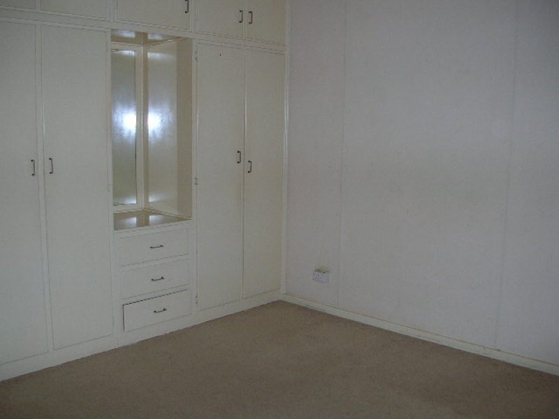 18 Carleton Crescent, Wallaroo SA 5556