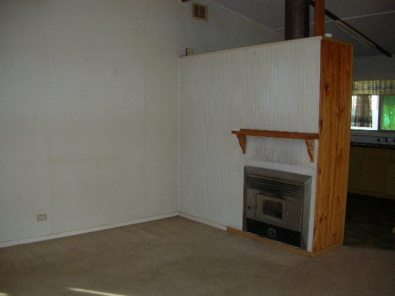 18 Carleton Crescent, Wallaroo SA 5556