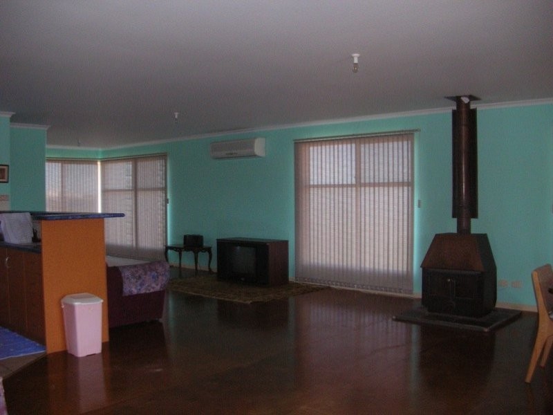 6 Riley Road, North Beach SA 5556