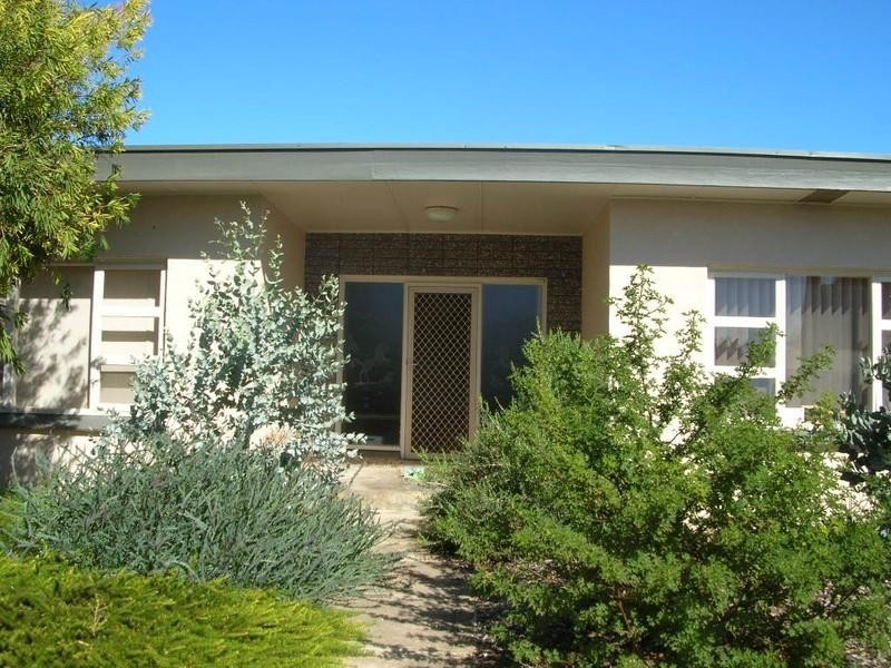 4 Lawrence Street, Kadina SA 5554