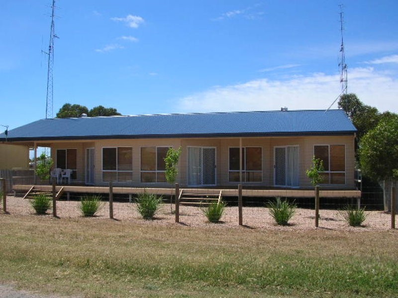 29 Monmouth Street, Moonta Bay SA 5558
