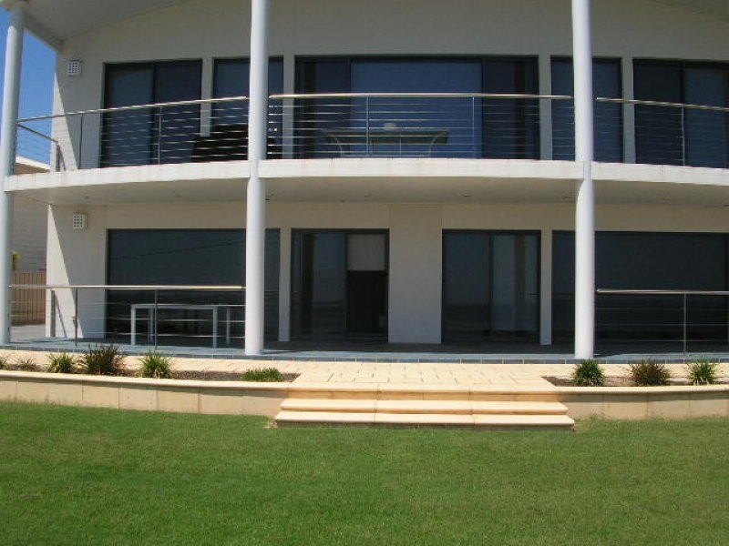 2 Cunliffe Street, Port Hughes SA 5558