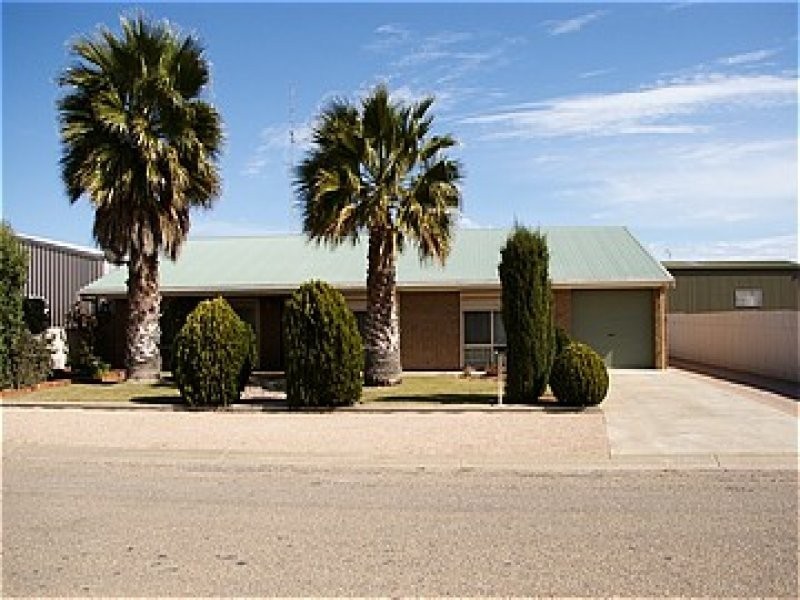 8 Nankivell Street, Moonta Bay SA 5558