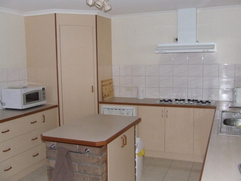 8 Nankivell Street, Moonta Bay SA 5558