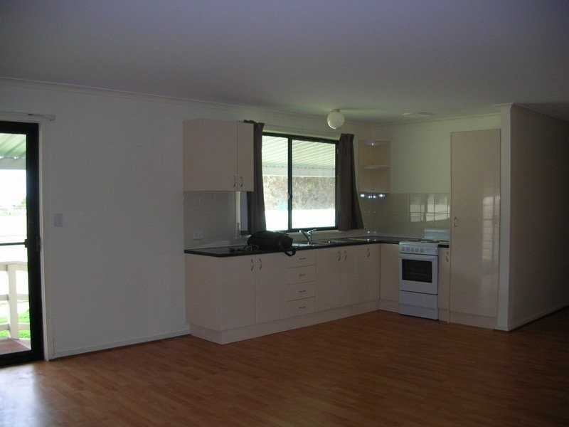 12 Cornish Terrace,, Wallaroo SA 5556