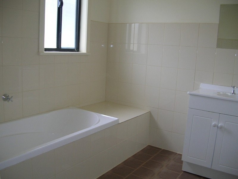 12 Cornish Terrace,, Wallaroo SA 5556