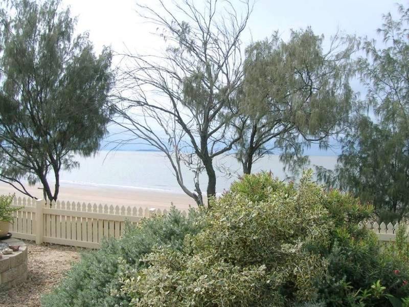 72 Schofield Parade, Keppel Sands QLD 4702