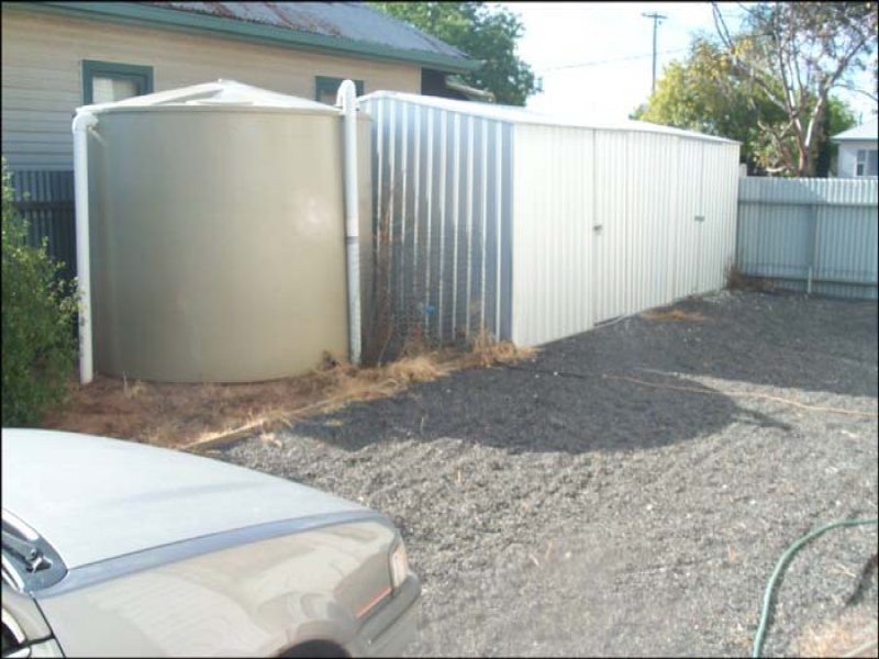 17 Arnold Street, Warracknabeal VIC 3393