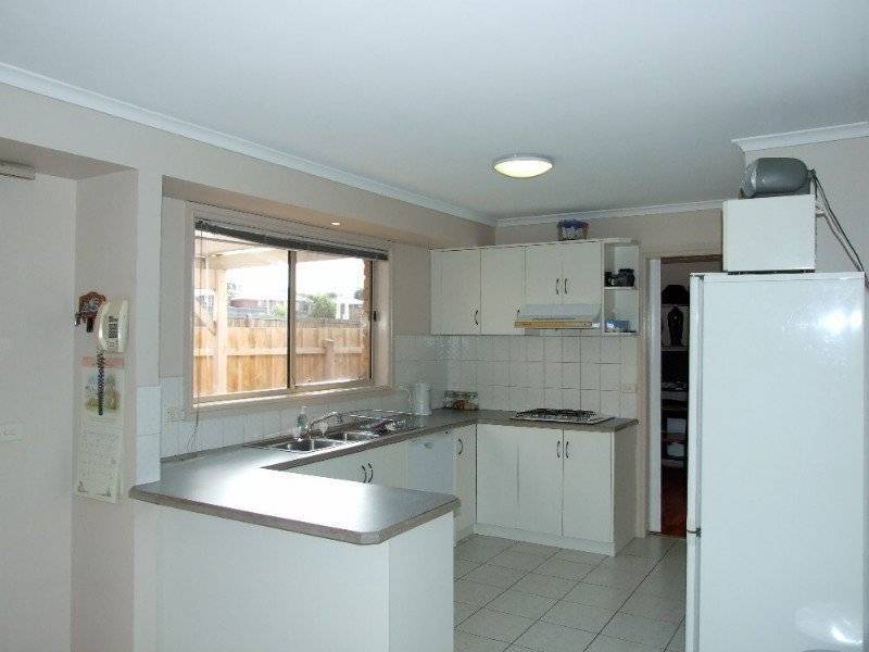 4 Watkins Place, Langwarrin VIC 3910