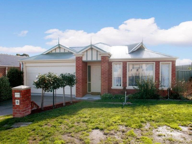 8 Norval Place, Langwarrin VIC 3910