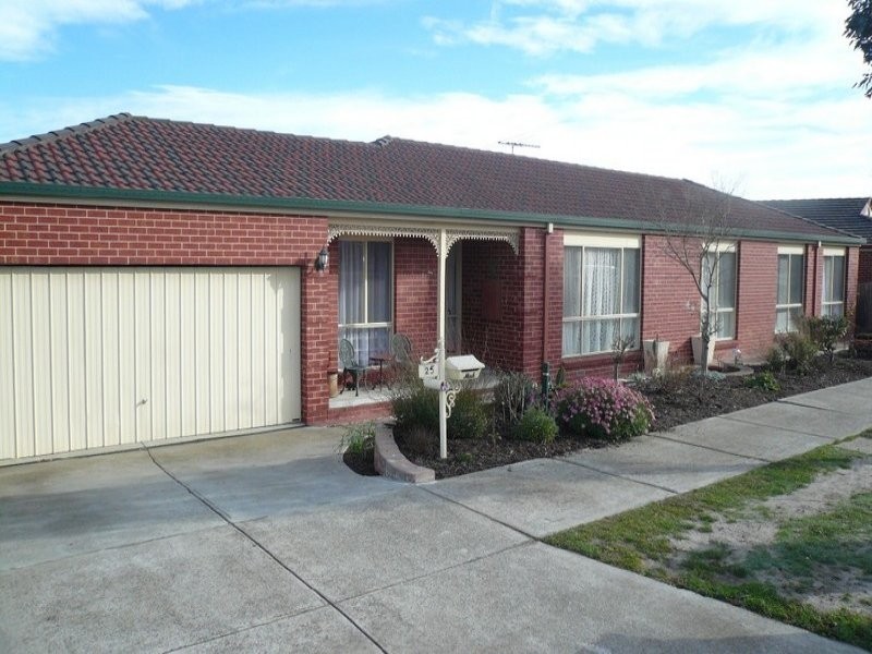 25 Lexton Drive, Langwarrin VIC 3910