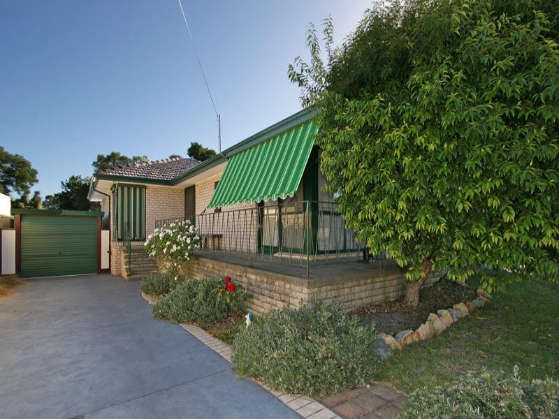 73 Grimwade Crescent, Frankston VIC 3199