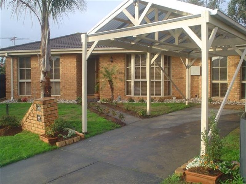 4 Lois Court, Langwarrin VIC 3910