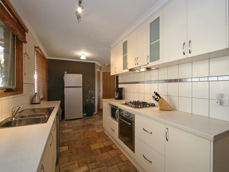 4 Lois Court, Langwarrin VIC 3910