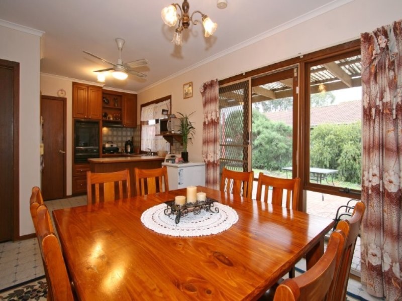 12 Melanie Court, Langwarrin VIC 3910