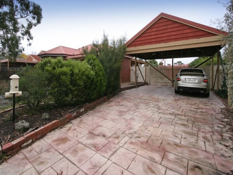 12 Melanie Court, Langwarrin VIC 3910