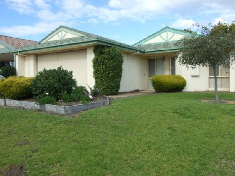 6 Warrindale Close, Langwarrin VIC 3910