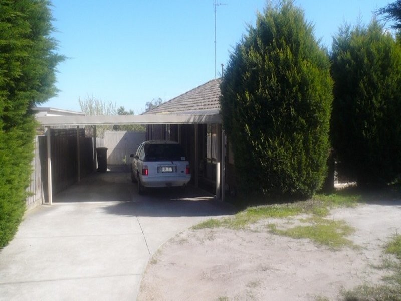 165 Centre Road, Langwarrin VIC 3910