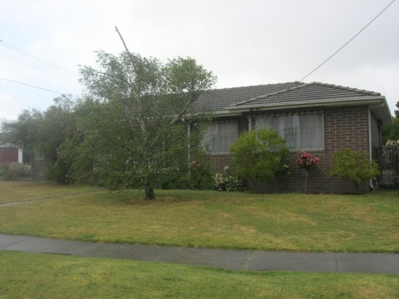 6 Carramar Drive, Frankston VIC 3199