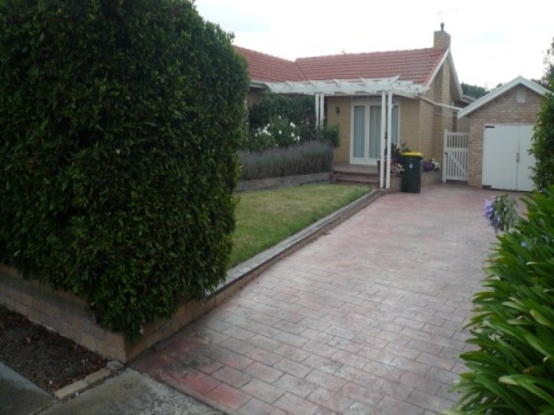 15 Lloyd Street, Langwarrin VIC 3910