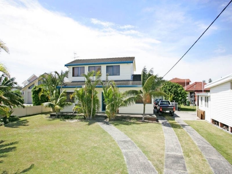 137 Hutton Rd, The Entrance North NSW 2261
