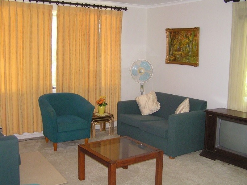 3 Garden Grove, Bateau Bay NSW 2261