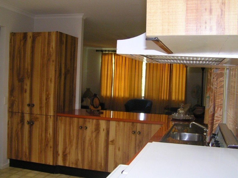 3 Garden Grove, Bateau Bay NSW 2261