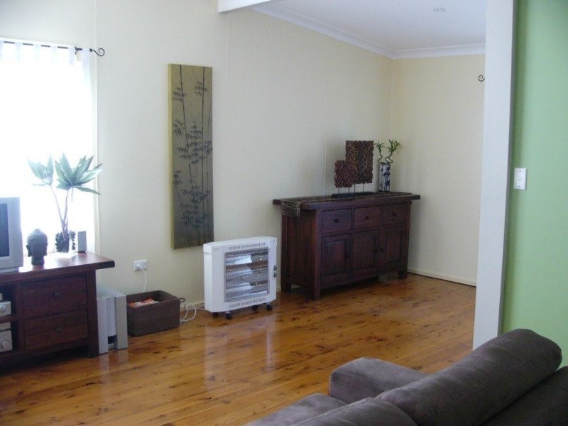 20 Flinders Ave, Killarney Vale NSW 2261