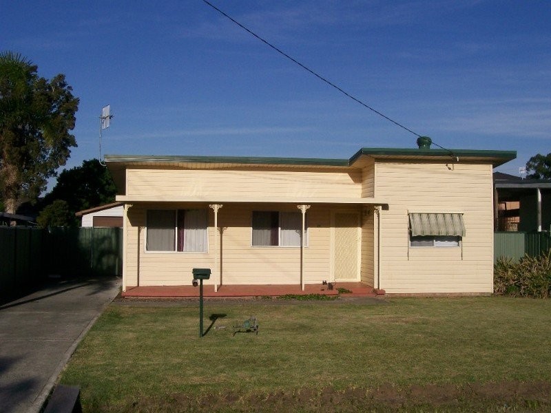 20 Flinders Ave, Killarney Vale NSW 2261