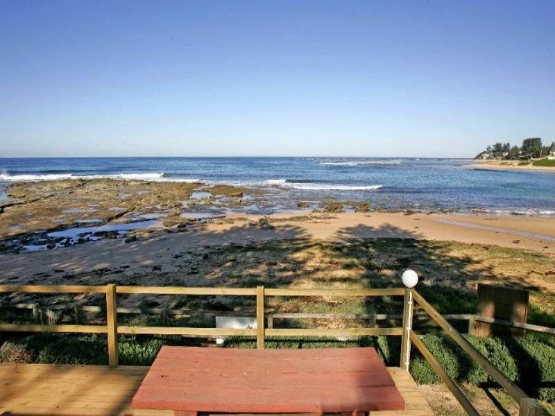 Blue Bay NSW 2261
