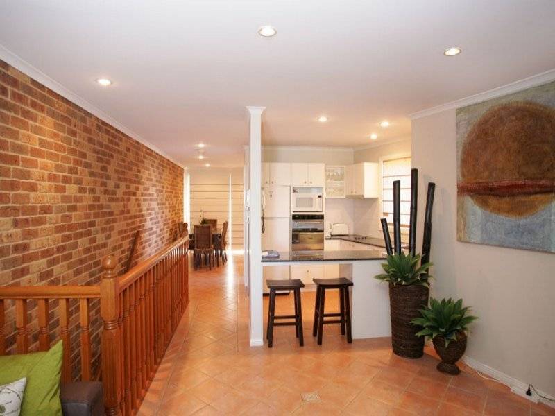 Blue Bay NSW 2261
