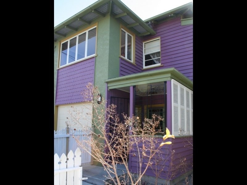 6 Bailey St, Woody Point QLD 4019