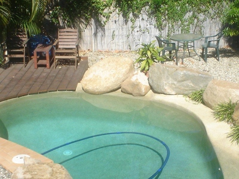 11 Cowen St, Margate QLD 4019