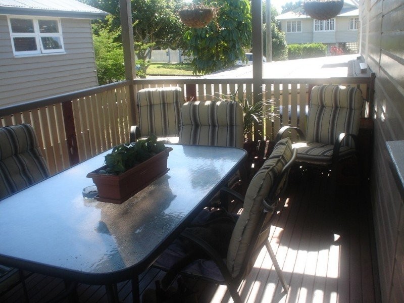 11 Cowen St, Margate QLD 4019