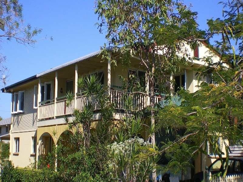 11A Bailey St, Woody Point QLD 4019