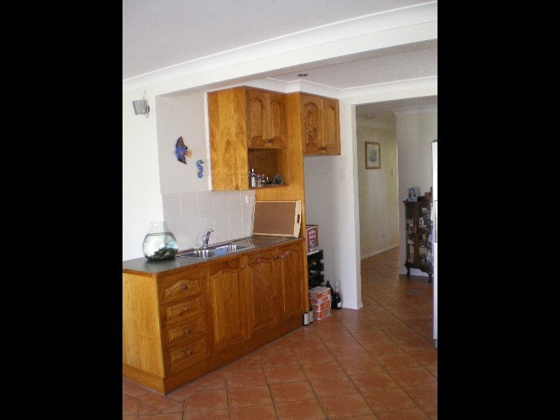 11A Bailey St, Woody Point QLD 4019