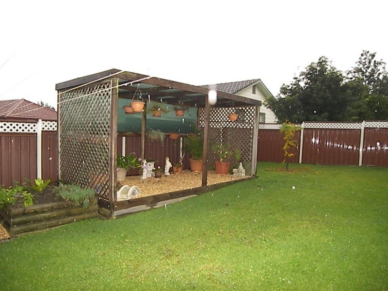 8 Alcoomie Crescent, Dapto NSW 2530